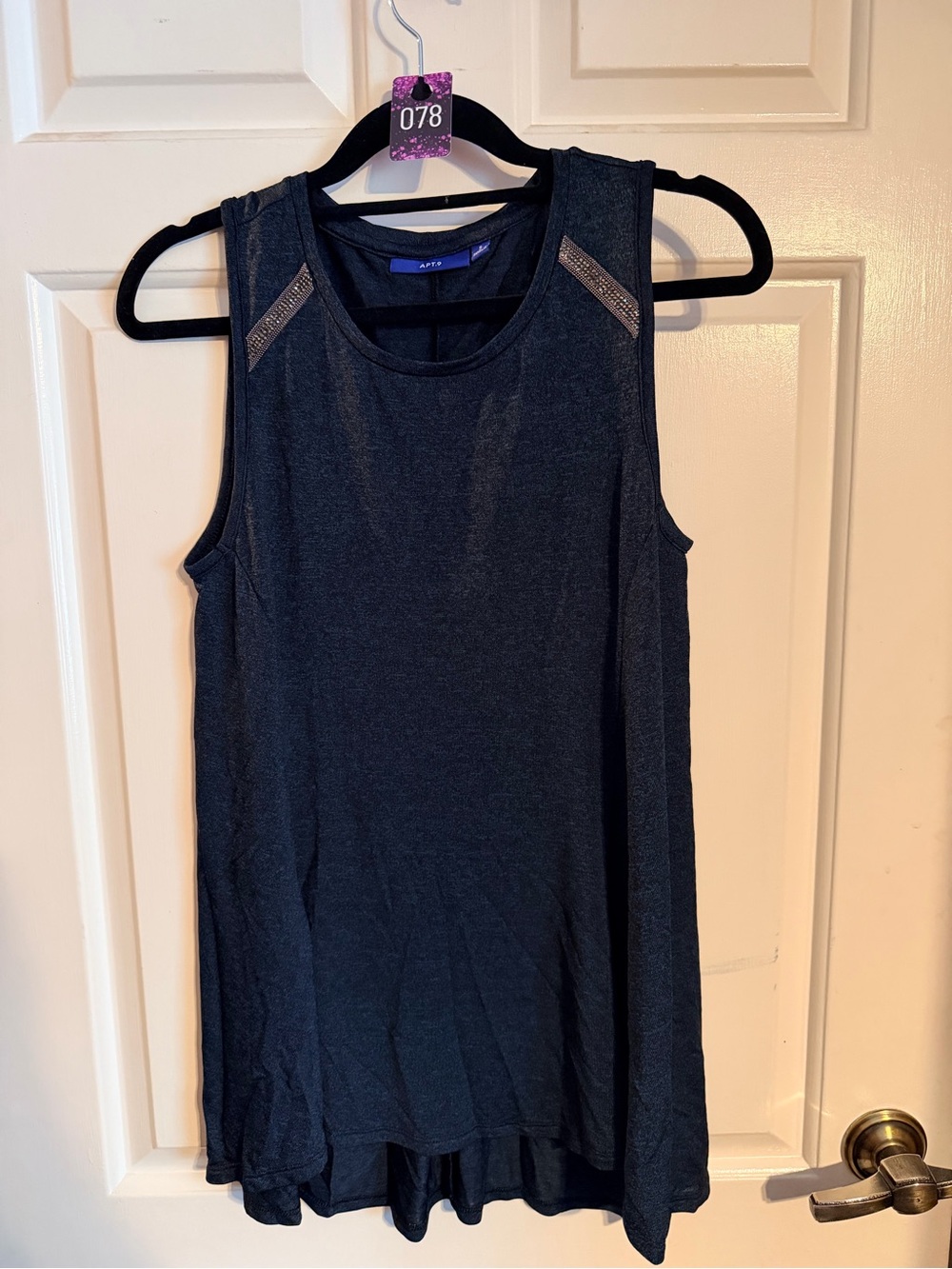 Apt. 9 Black Sleeveless Tank with Shoulder Trim